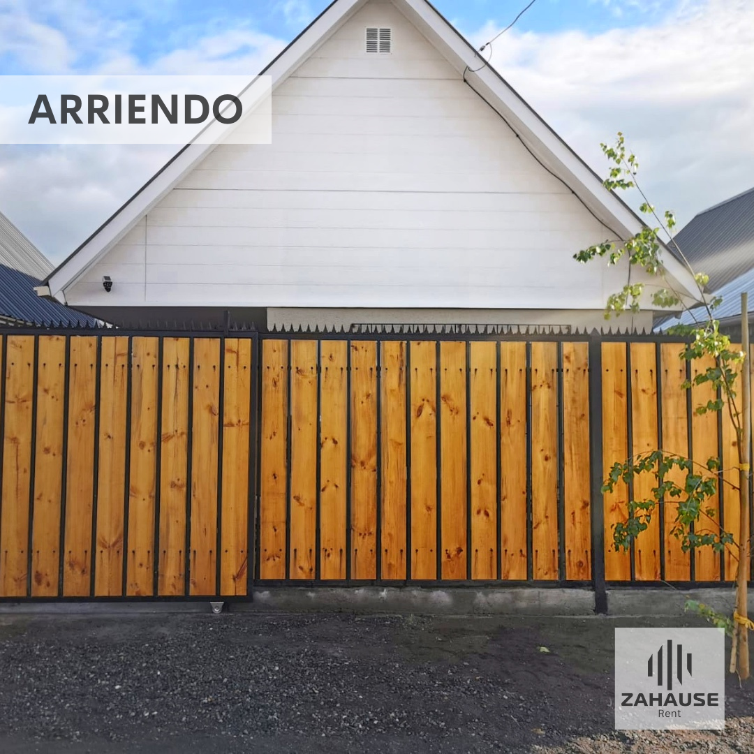 Amplia casa en arriendo 2D1B en Coronel